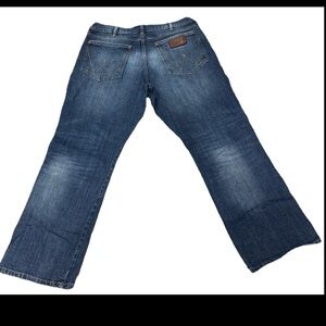 Wrangler Retro Relaxed Boot Denim Jeans Mens 36X30 Western 36 x 30 Bootcut Jean